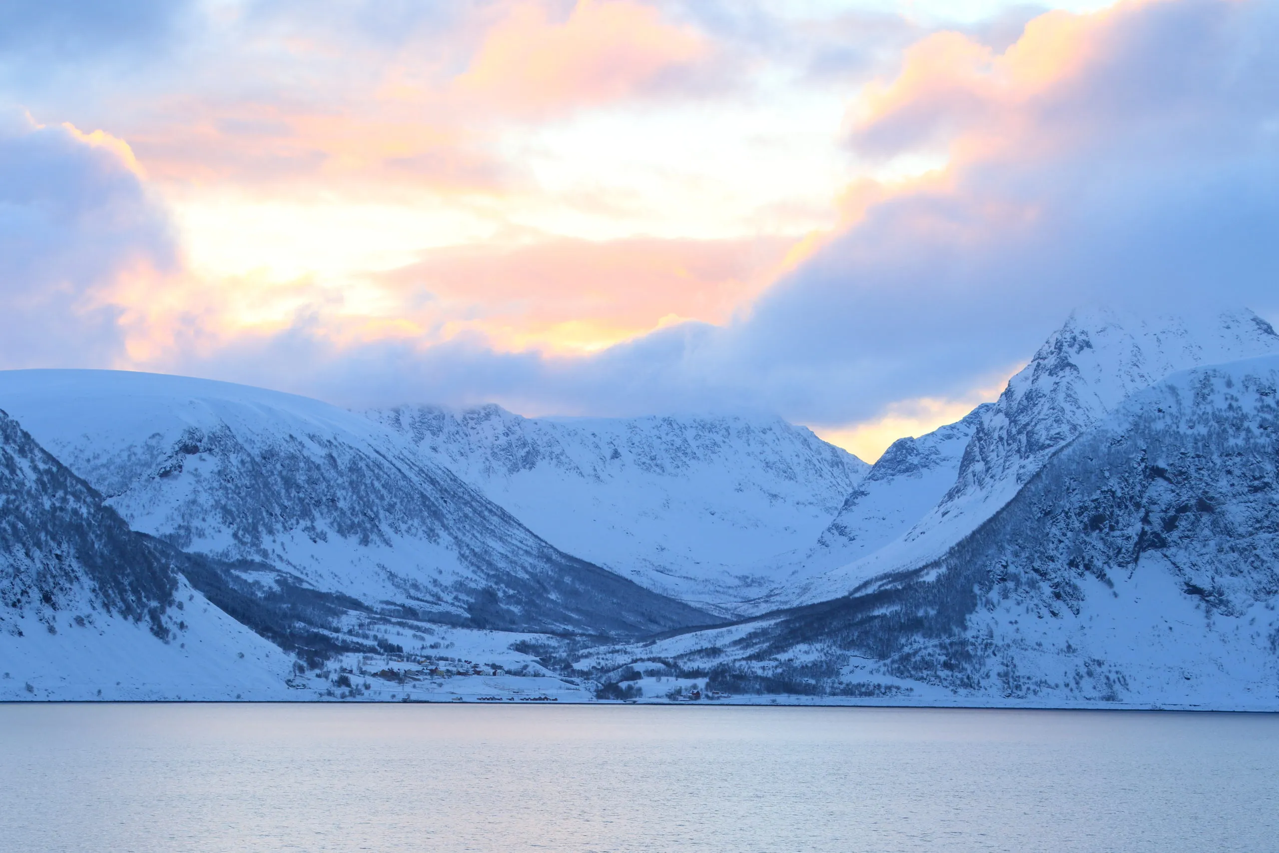 winter-landscape-of-the-norwegain-sea-near-tromso-2025-10-10-08-40-44-utc-scaled